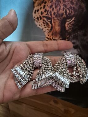 Rhinestone Cascade Drop Fashion Earrings - Silver Crystal